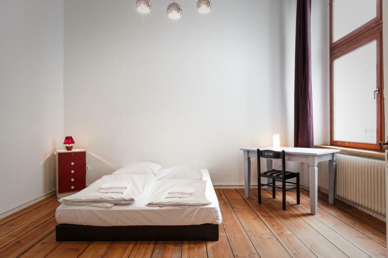 3 Bedroom Apartment Berlin Eksteriør billede
