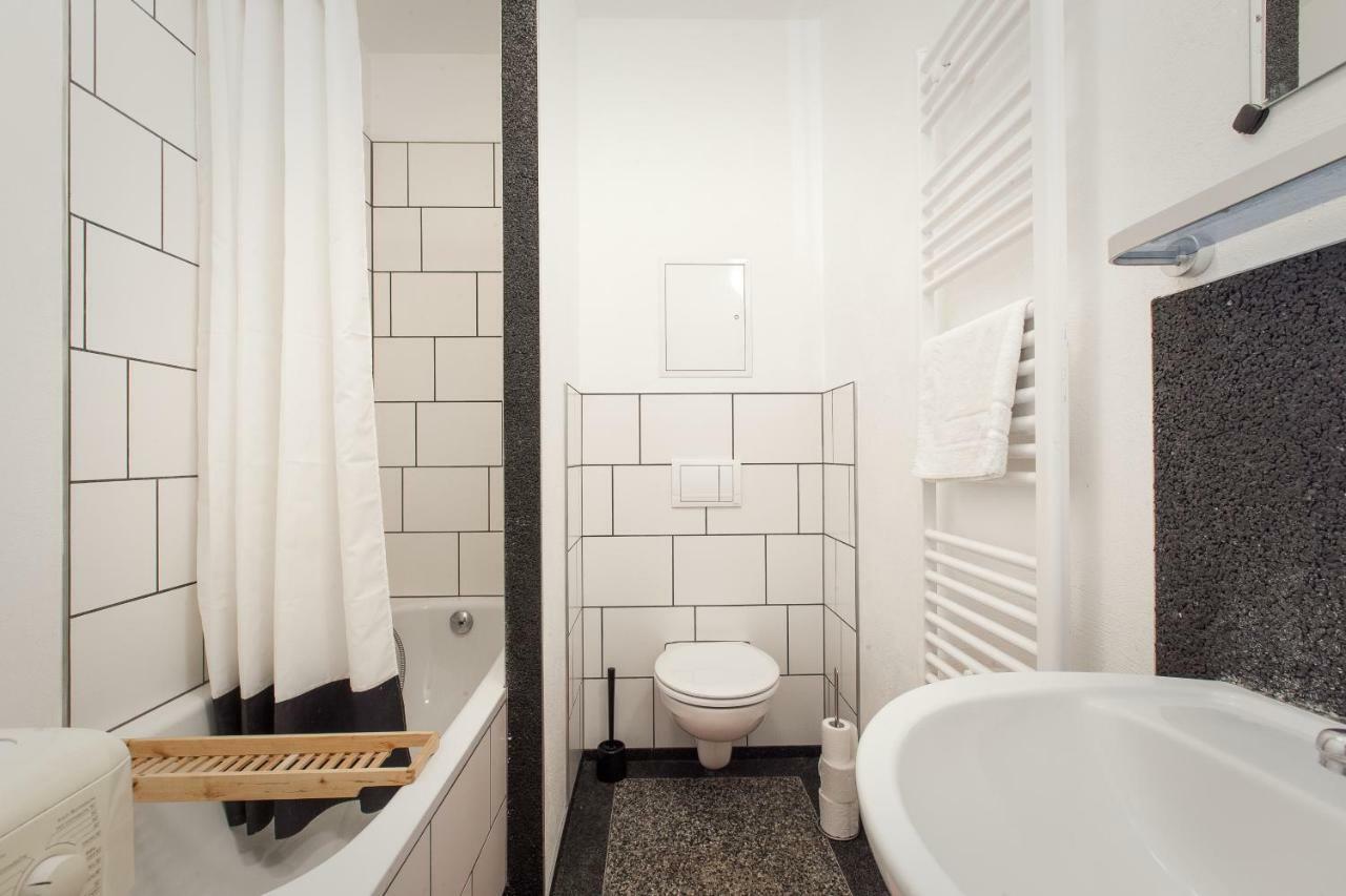 3 Bedroom Apartment Berlin Eksteriør billede