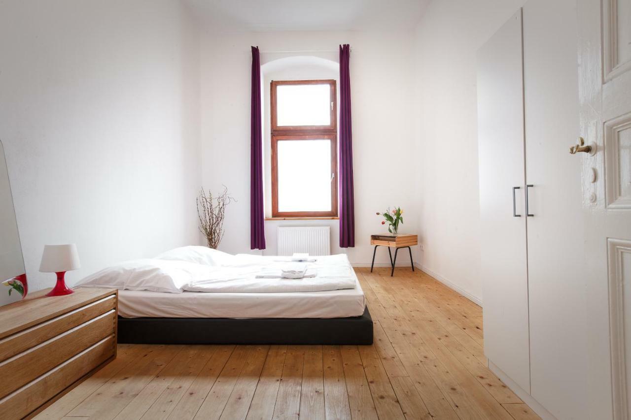 3 Bedroom Apartment Berlin Eksteriør billede